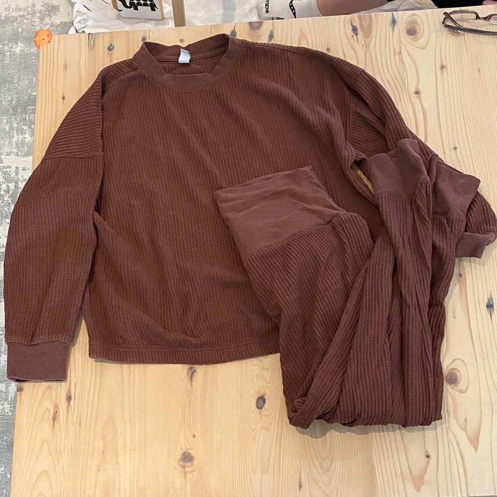 Old Navy Brown Waffle Maternity Pants and Long Sleeve Set